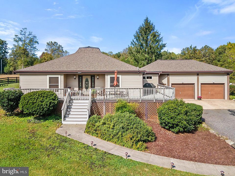1st image of 9954 Crest Ct