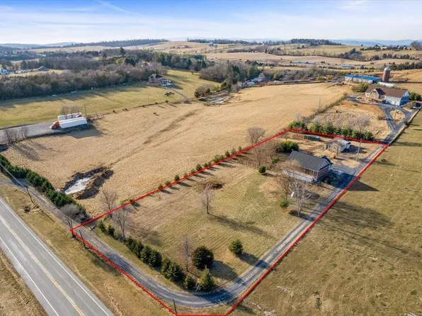 12745 N Valley Pike, Broadway, VA 22815