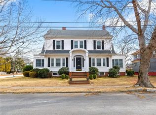 35 Belvidere Blvd, North Providence, RI 02911