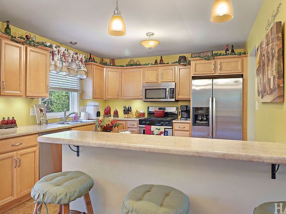 5th image of 4902 Pyndale Dr