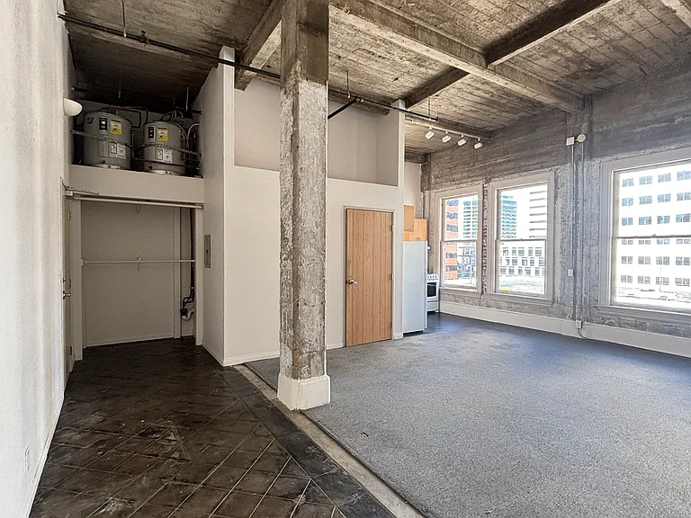 Scripps Building — Photo 12