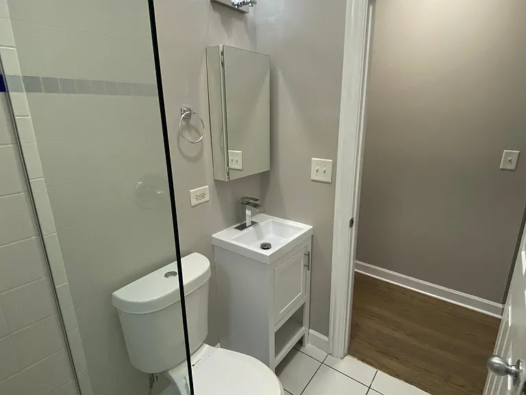 621 W Armitage Ave #3 — Photo 5
