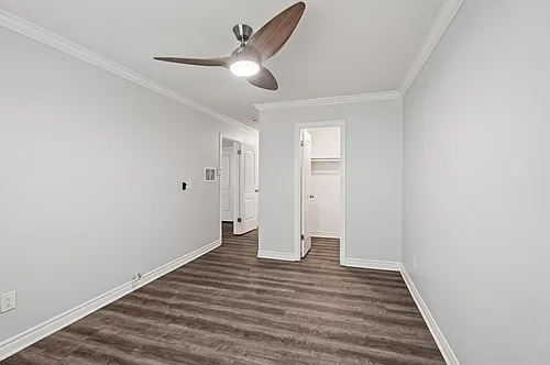 Granada Court Photo 1