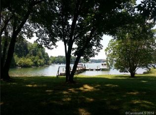 185 Sunset Cove Ln, Mooresville, NC 28117