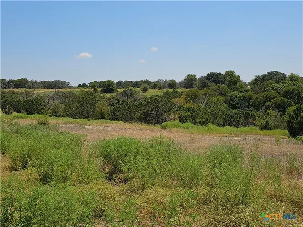 350 Grand Canyon Dr, Oglesby, TX 76561