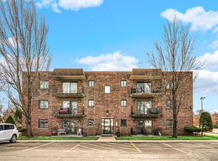 1940 183rd St APT 1B, Homewood, IL 60430