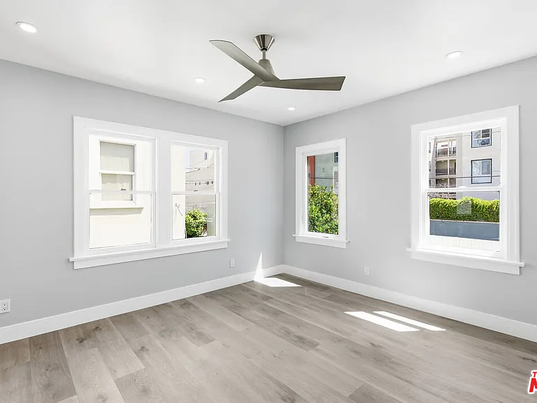 224 N New Hampshire Ave — Photo 20