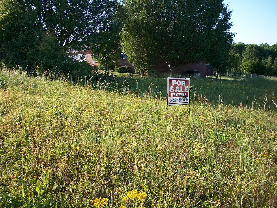 2nd image of 37 Lockmiller Rd #37