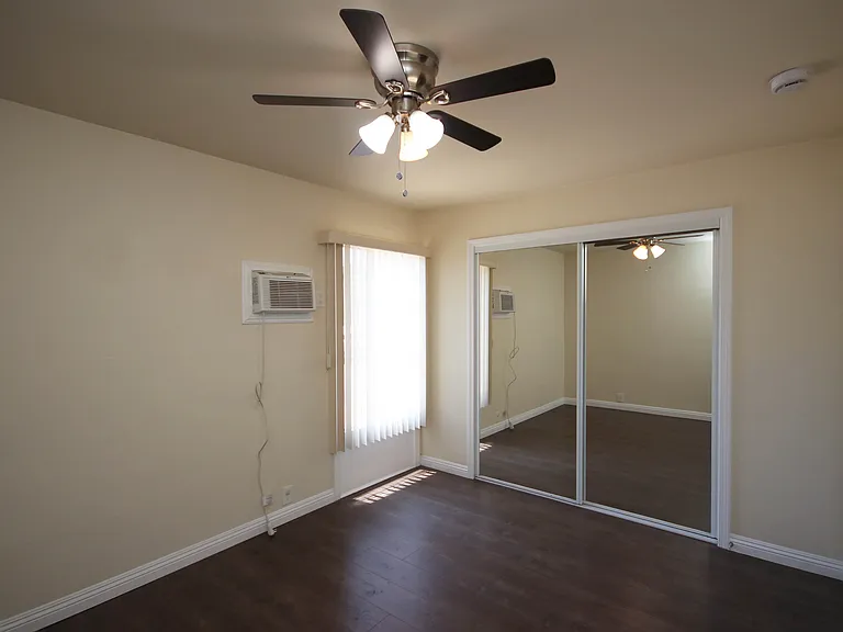 203 S Madison Ave #10 — Photo 17