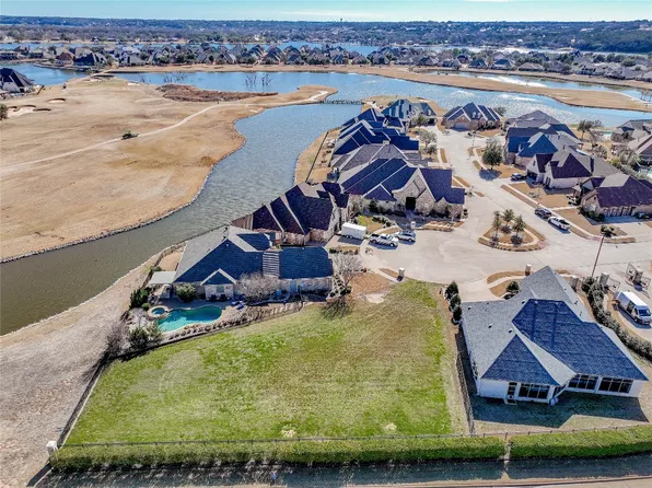 1402 Amsterdam Ct, Granbury, TX 76048