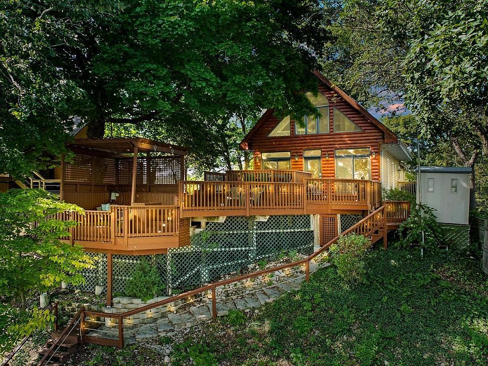 359 Indian Point Rd, Twin Lakes, WI 53181 MLS 1811038 Zillow