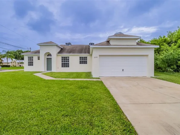 2302 SW Webster Ln, Port Saint Lucie, FL 34953