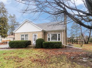 795 Estes St, Gurnee, IL 60031