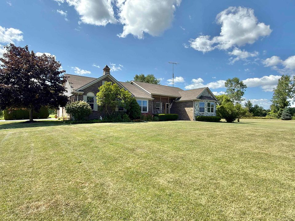 1st image of 4705 Hall Dr