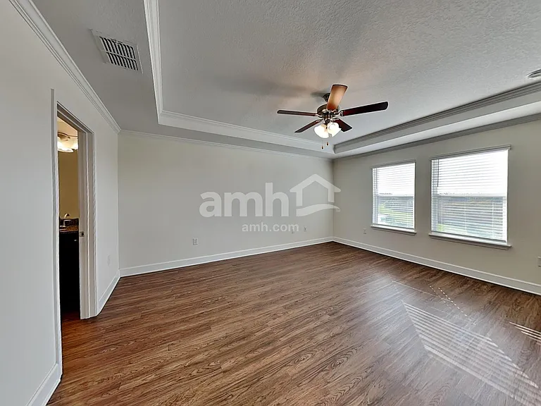 4803 Windy Hammock Way — Photo 9