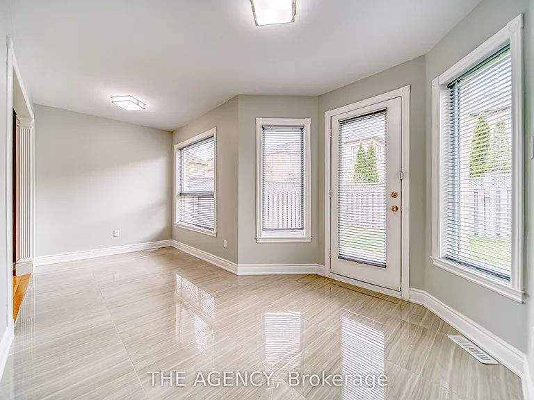 48 Chiara Dr #MAIN — Photo 10