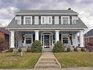 1st image of 3546 Riverview Dr