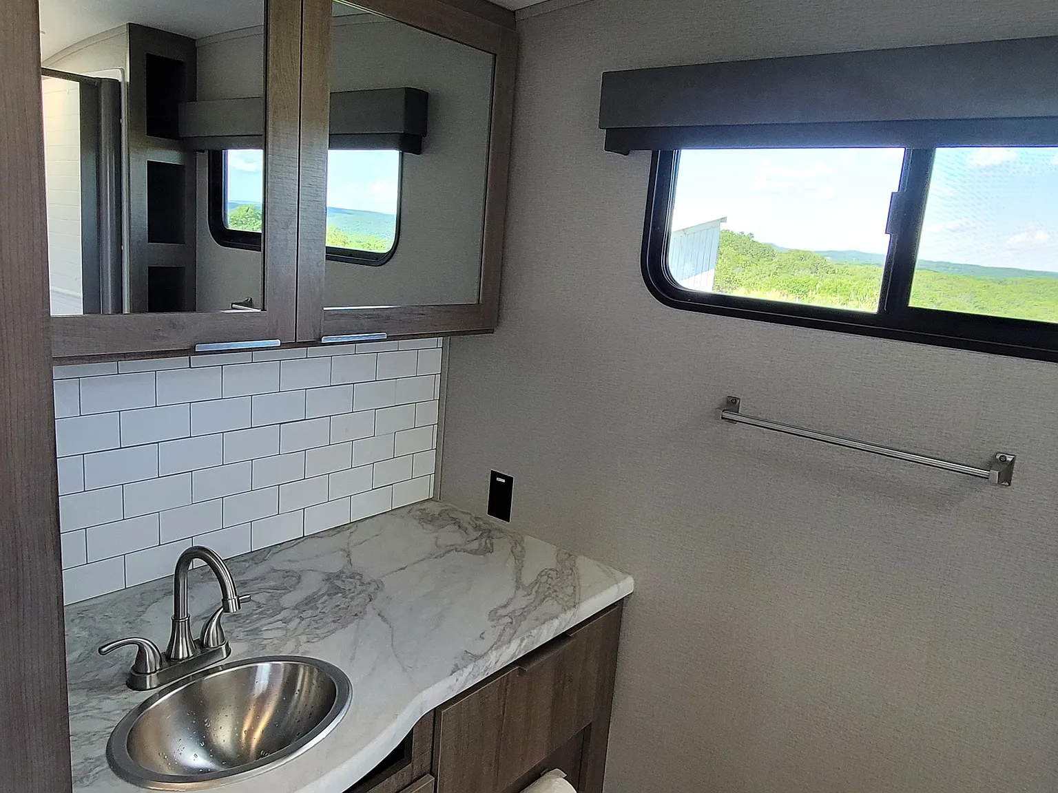 1 bed, 280 sqft, $750 — Photo 2