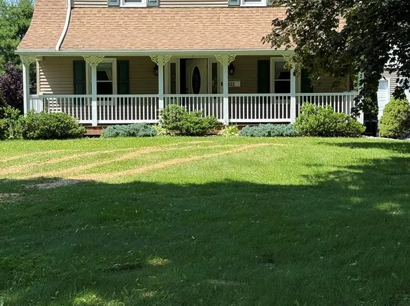 922 W Lockhart St, Sayre, PA 18840