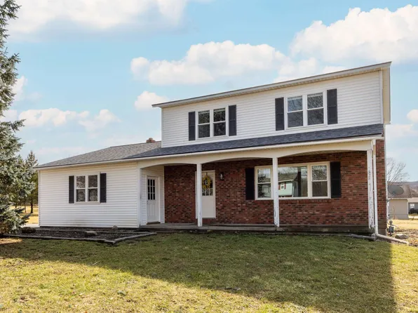 20 Meadowbrook Lane, St. Albans Town, VT 05478