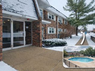 2331 Ogden Ave APT 4, Downers Grove, IL 60515