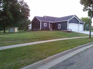 731 Fairway Cir, Jefferson, WI 53549