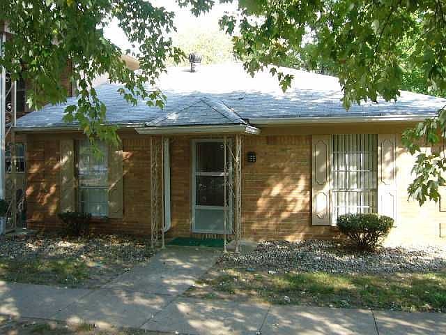 1st image of 5524 Greenview Dr