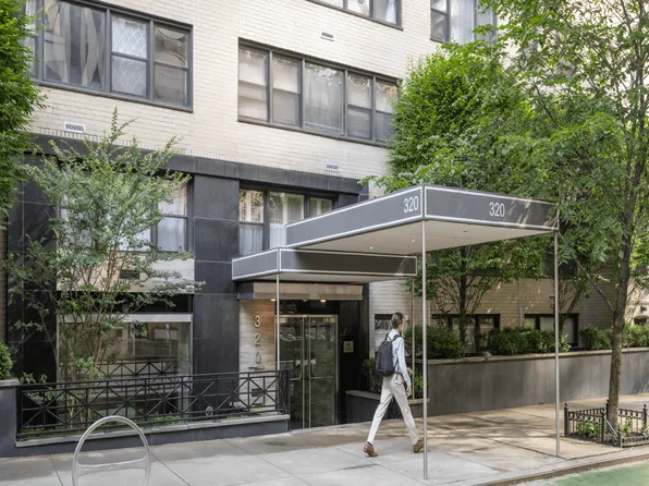 320 East 52nd Street image 1 of 7