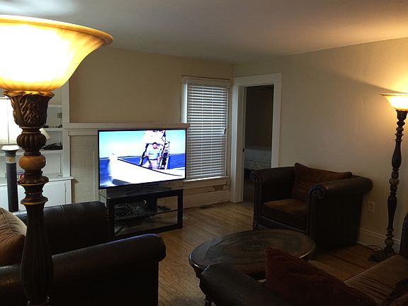 Lining room
