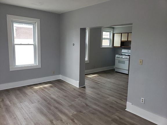 Living room open to kitchen
