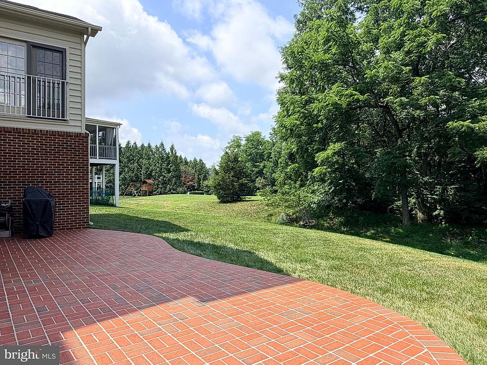 2nd image of 19117 Chartered Creek Pl