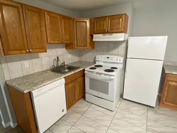 287 Main St APT 26, Medford, MA 02155