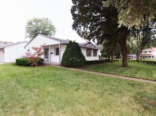 3206 Oriole Ln, Rolling Meadows, IL 60008
