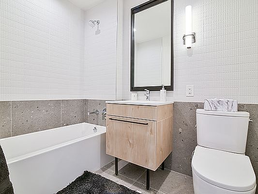 4th image of 160 Clarkson Ave #2D