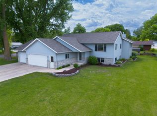 401 Sanford Rd, Benson, MN 56215