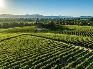 1095 Hardman Avenue, Napa, CA 94558