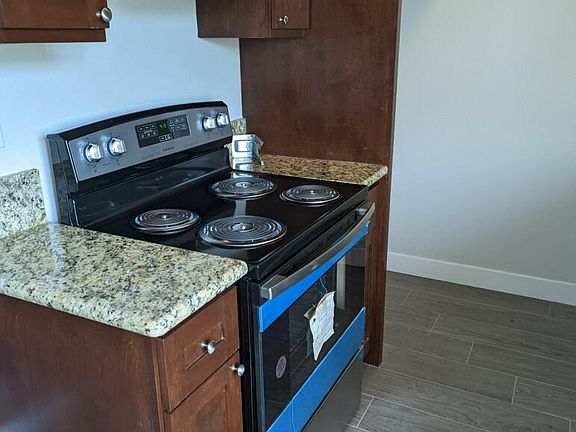 5th image of 7303 S Milton Ave #5