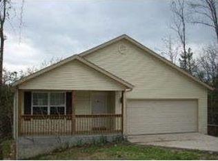 559 Cedar Ln, Rockaway Beach, MO 65740