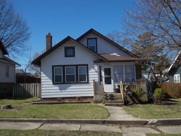 1121 18th St, Rockford, IL 61104