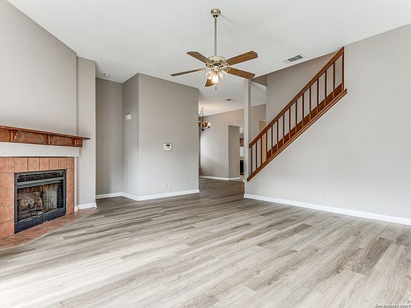 3rd image of 7170 GRASSY