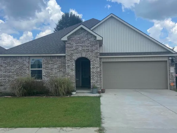 201 White Pine Dr, Lafayette, LA 70508