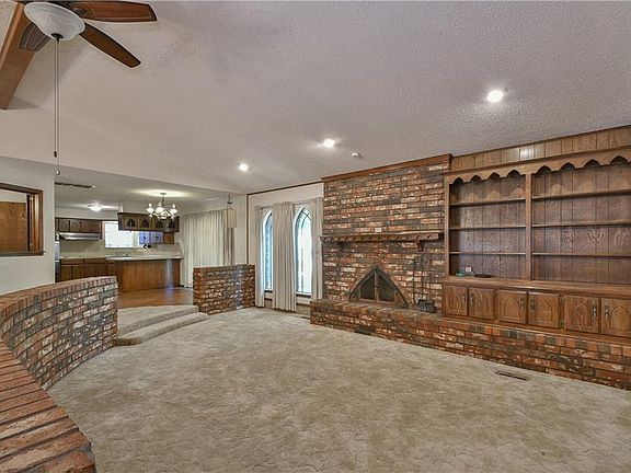 5th image of 9712 S Trafalgar Dr
