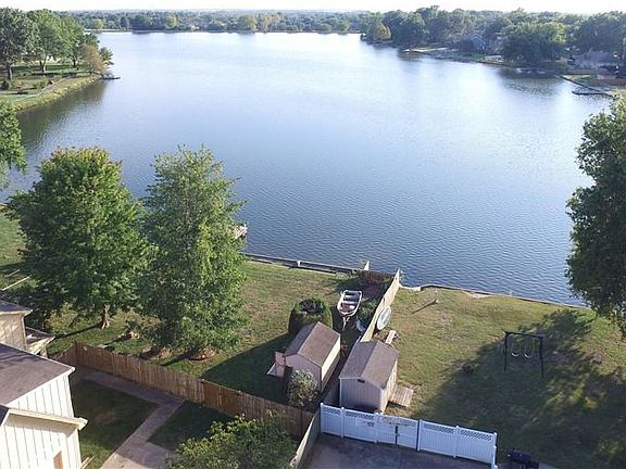 4th image of 1017 Johnston Dr