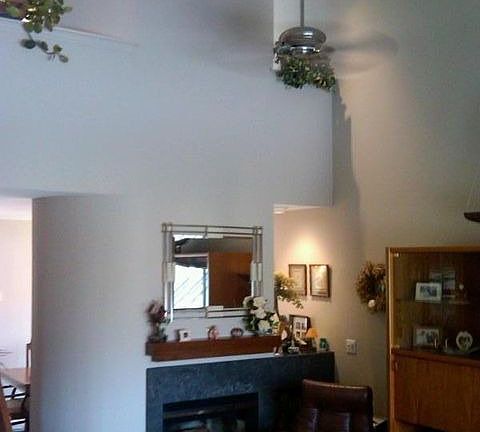 4th image of 230 Lakeside Dr #230