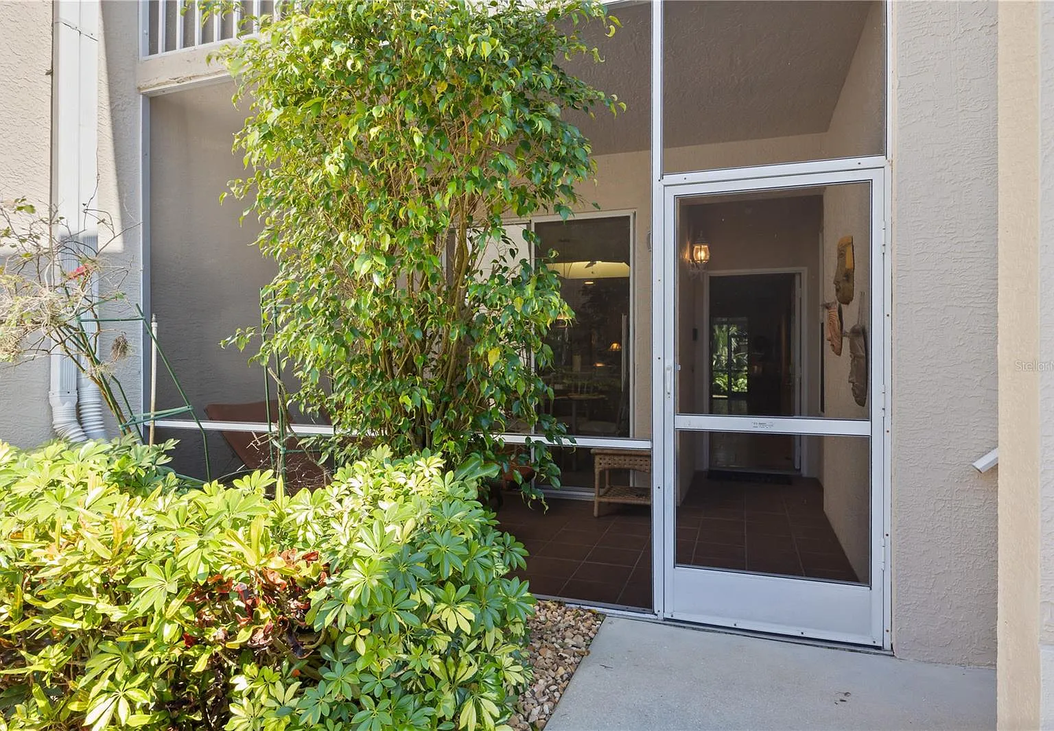 2 bed, 1333 sqft, $6,000 — Photo 2