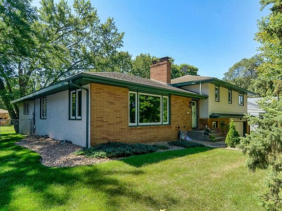 2nd image of 366 Edith Dr