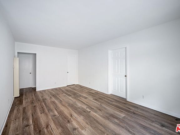 4th image of 12726 Caswell Ave APT 1