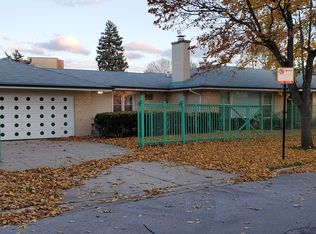3558 W Bryn Mawr Ave, Chicago, IL 60659