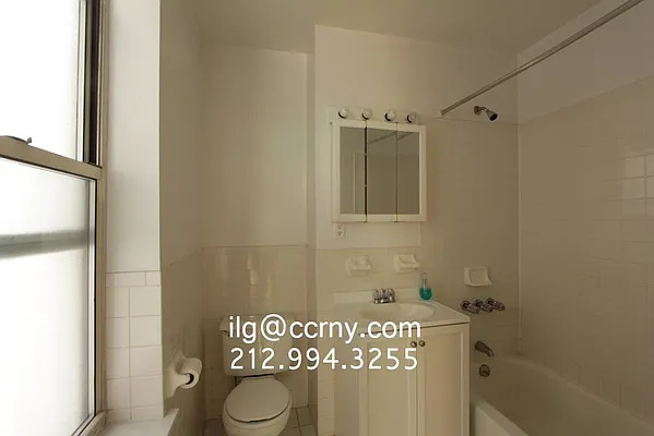 Rented by City Connections Realty | media 5