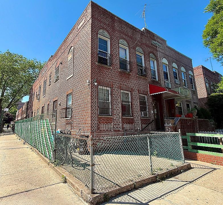 1st image of 6724 21st Ave